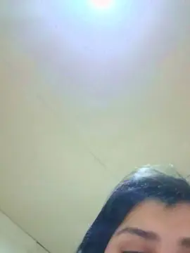 Isidora000  live sex cam