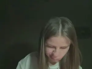 IvyGara  live sex cam