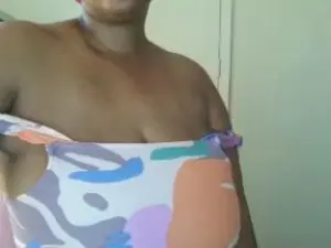 MsBoobs007  live sex cam