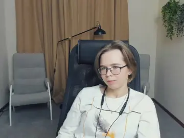 AdrienErler  live sex cam
