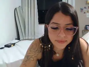 Lauri  live sex cam