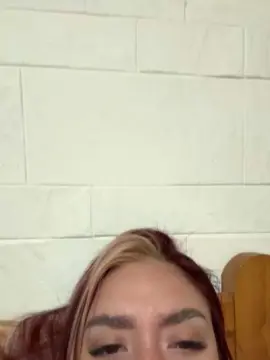 Luuxxxx  live sex cam