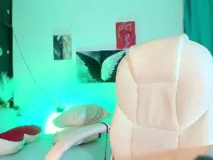 Melissa_Giratt  live sex cam