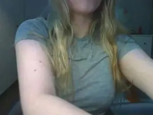 Rosie_June  live sex cam