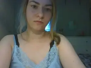 Rosie_June  live sex cam
