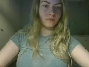 Rosie_June  live sex cam