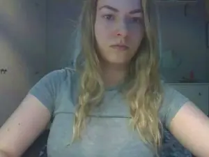 Rosie_June  live sex cam