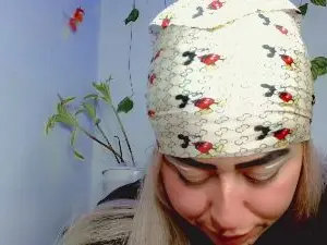 SabrinaOlson  live sex cam