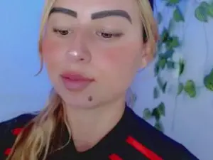 SabrinaOlson  live sex cam