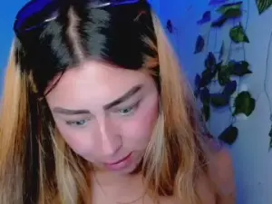 SabrinaOlson  live sex cam
