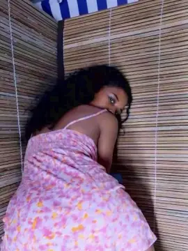 SissiFrenchy  live sex cam