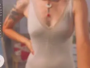YesseniaMudrick  live sex cam