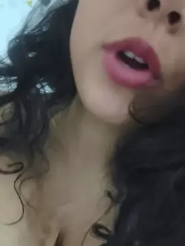 Mia1  live sex cam