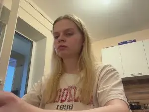 ShanikaPluhar  live sex cam