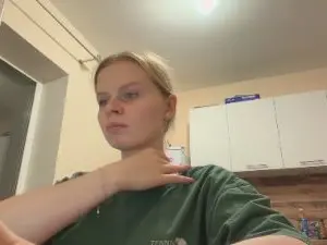 ShanikaPluhar  live sex cam