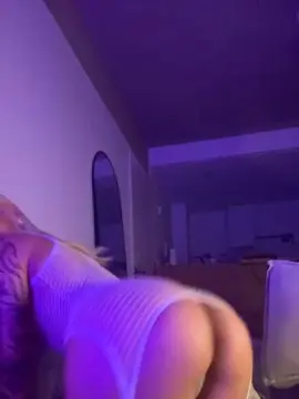 Valencampx  live sex cam