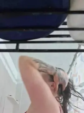 Itsmedaddy93  live sex cam
