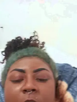 L_Lily  live sex cam