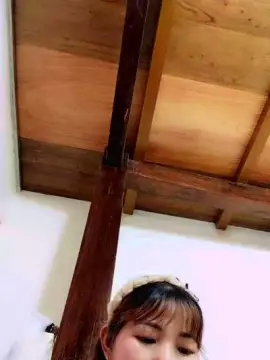 Lynda001  live sex cam