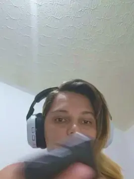 Mystery113  live sex cam