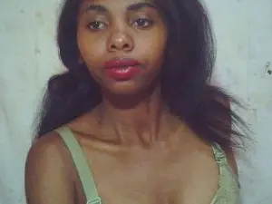 Nadia073  live sex cam