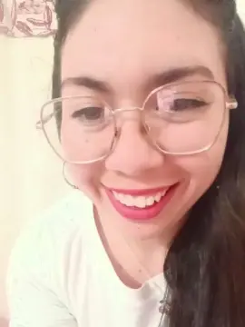 Mia_essence24  live sex cam
