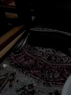 Skinpapergreen  live sex cam