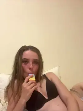 Montanaray  live sex cam