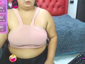 Chuby_caramelo  live sex cam