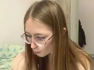 InesForehand  live sex cam