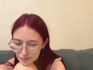 InesForehand  live sex cam