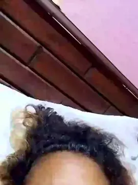 Lauresse24  live sex cam
