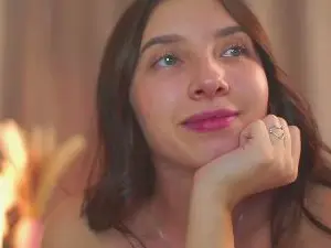 LaurineNuon  live sex cam