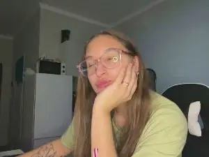 KarmaShumiloff  live sex cam