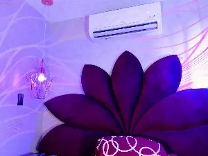 NoahWallace  live sex cam