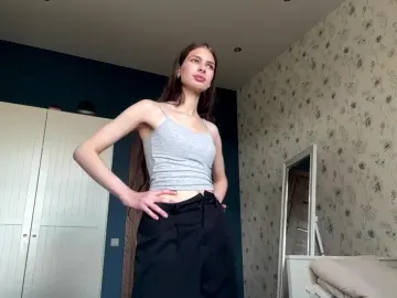 ShainaSubido  live sex cam