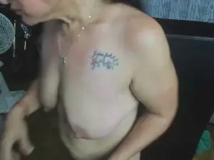 Dirtyvalentina  live sex cam