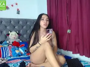 Susana254  live sex cam