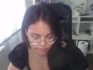 Anda_here  live sex cam