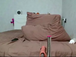 Anda_here  live sex cam