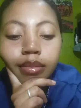 Carinahot02  live sex cam