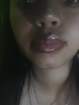 Carinahot02  live sex cam