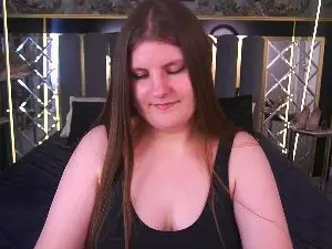 CassandraGol  live sex cam