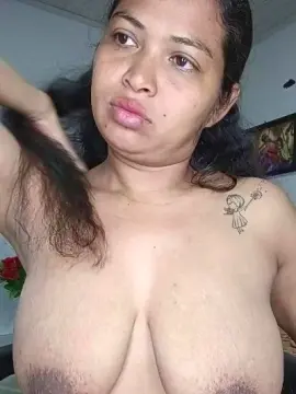 Chalohottt  live sex cam