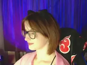 Luna_Cherry  live sex cam