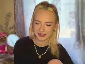 RomaMirzadeh  live sex cam