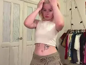 ShirleyMcdargh  live sex cam