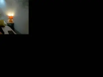 AgnesRocuzzo  live sex cam