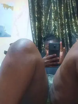 Liznathan1  live sex cam