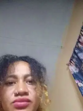 Dictesexy3  live sex cam